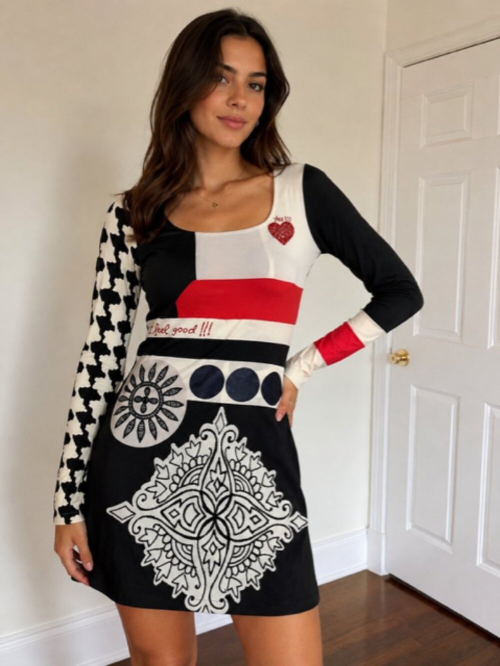 Desigual modern black white red long sleeved dress 2 side pockets Y2K 36 Small